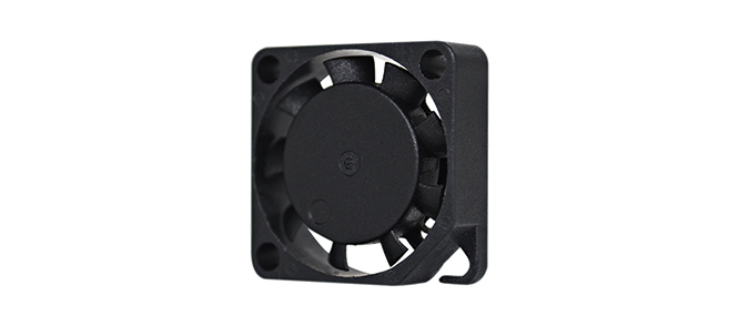 DC axial fan
